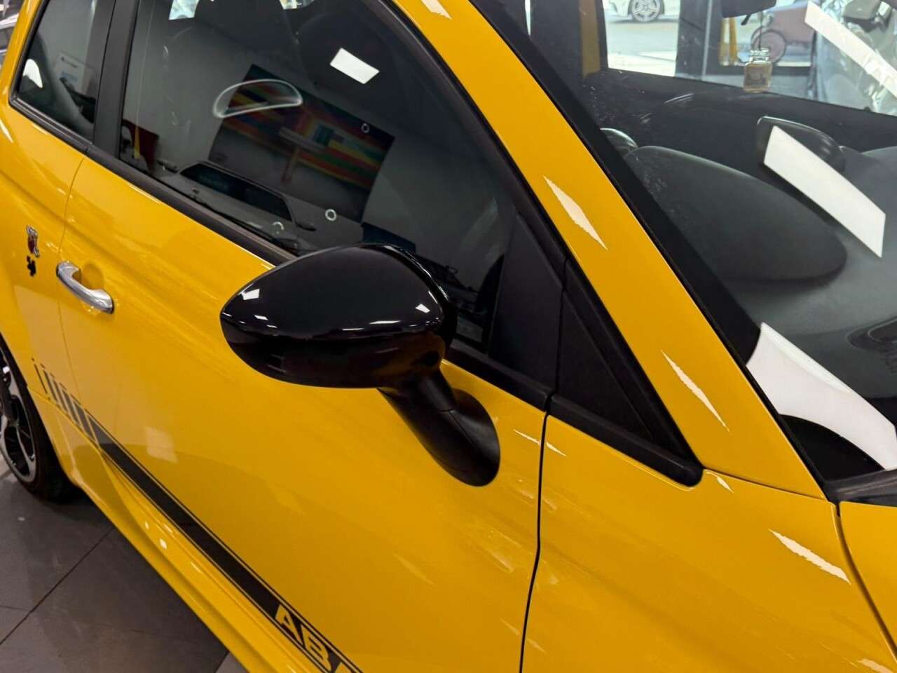 2017 ABARTH 595C 2017 ABARTH 595C