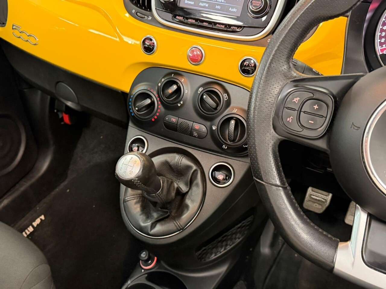 2017 ABARTH 595C 2017 ABARTH 595C