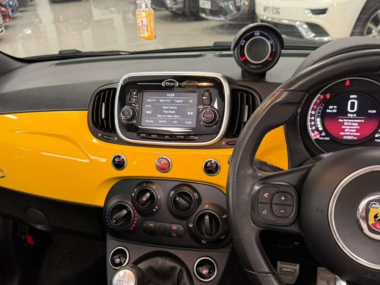 2017 ABARTH 595C 2017 ABARTH 595C