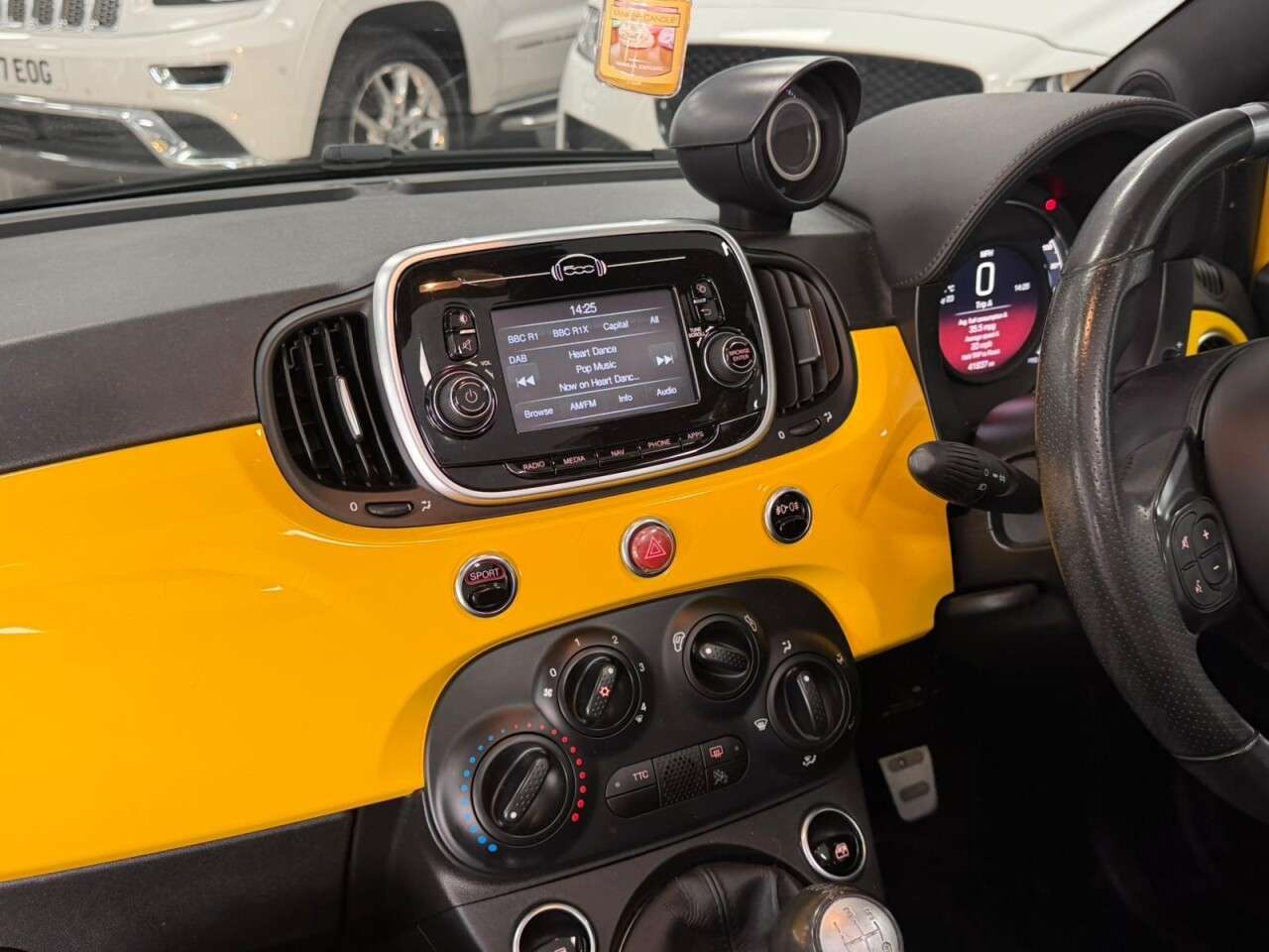 2017 ABARTH 595C 2017 ABARTH 595C
