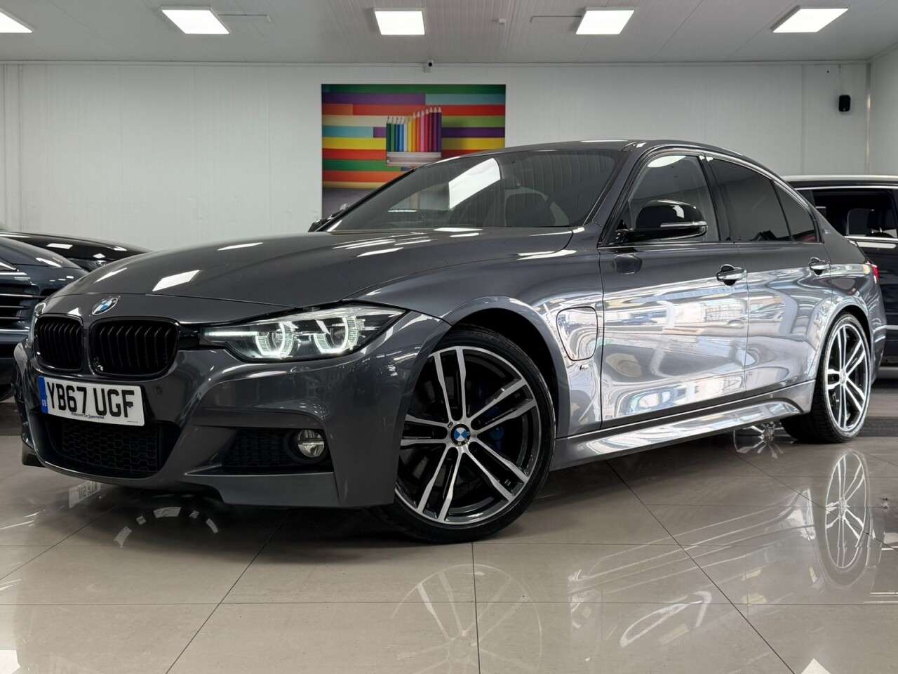 A 2017 BMW 3 SERIES 2.0 330e 7.6kWh M Sport Shadow Edition Saloon 4dr Petrol Plug-in Hybrid Aut A 2017 BMW 3 SERIES 2.0 330e 7.6kWh M Sport Shadow Edition Saloon 4dr Petrol Plug-in Hybrid Aut