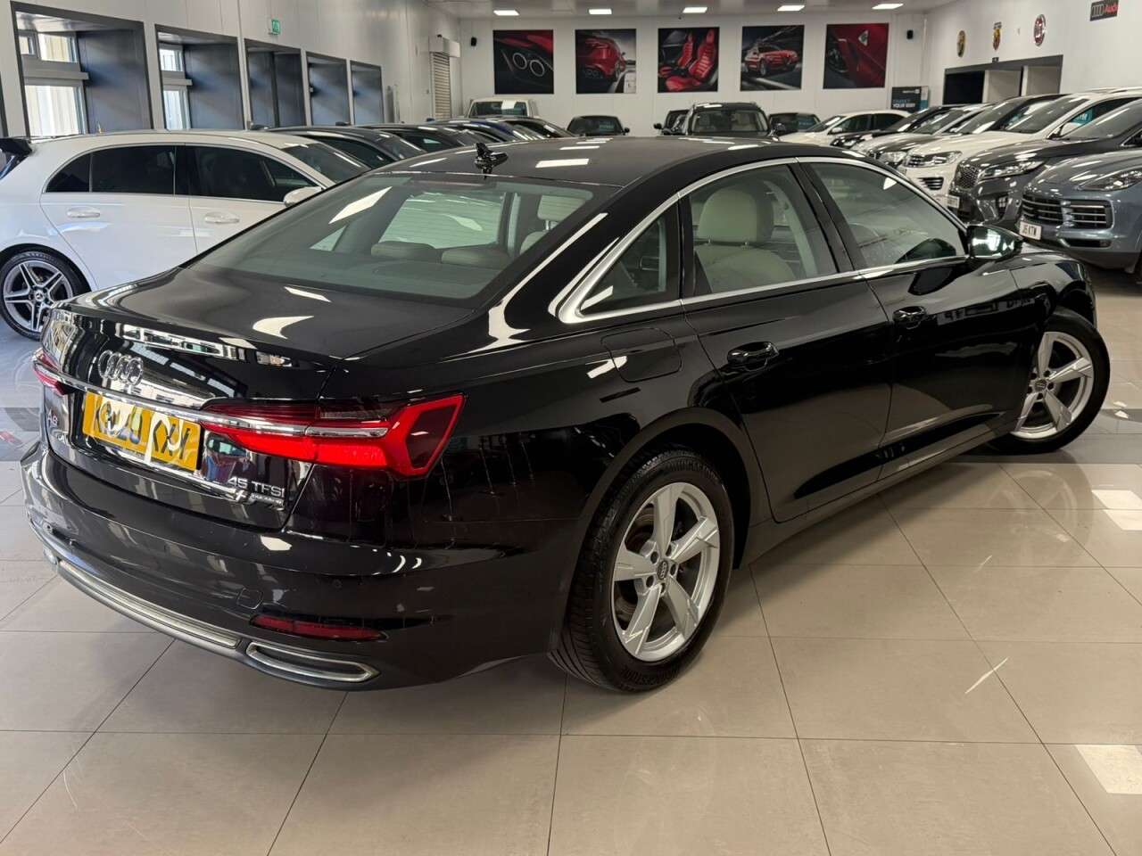 A 2020 AUDI A6 SALOON 2.0 TFSI 45 Sport Saloon 4dr Petrol S Tronic quattro Euro 6 (s/s) (245 ps) A 2020 AUDI A6 SALOON 2.0 TFSI 45 Sport Saloon 4dr Petrol S Tronic quattro Euro 6 (s/s) (245 ps)