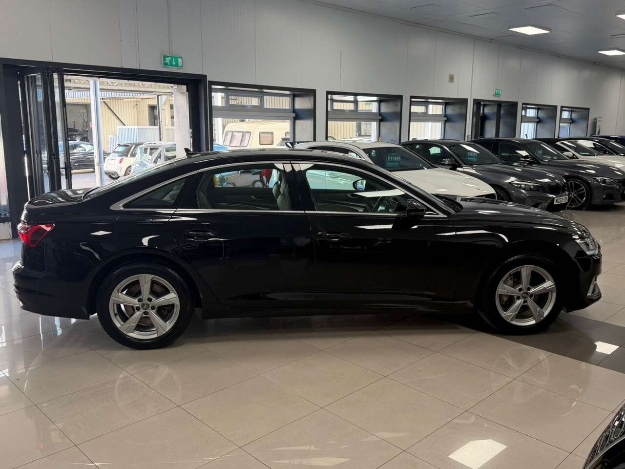 A 2020 AUDI A6 SALOON 2.0 TFSI 45 Sport Saloon 4dr Petrol S Tronic quattro Euro 6 (s/s) (245 ps) A 2020 AUDI A6 SALOON 2.0 TFSI 45 Sport Saloon 4dr Petrol S Tronic quattro Euro 6 (s/s) (245 ps)