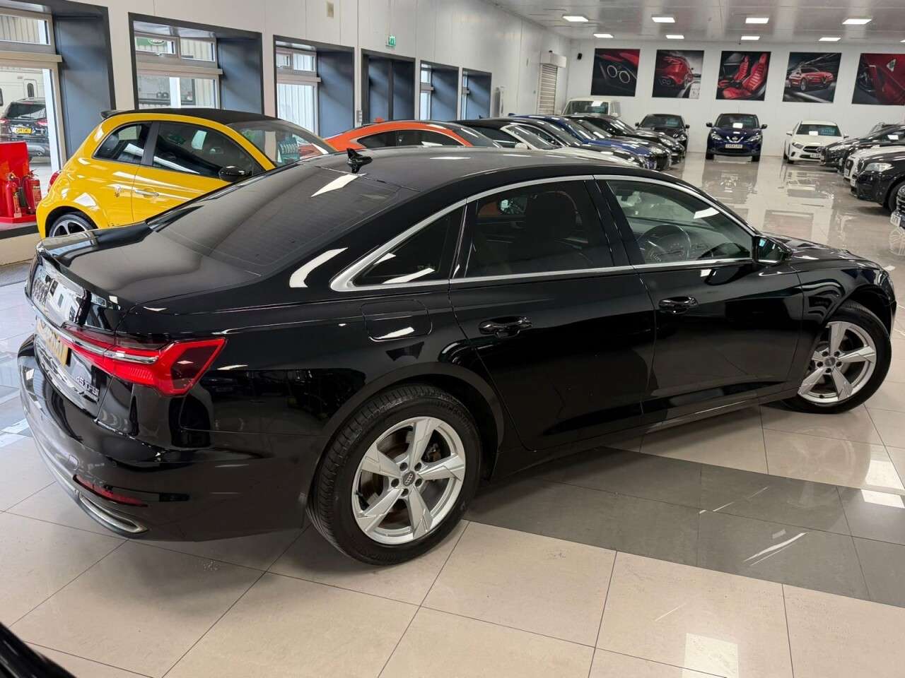 A 2020 AUDI A6 SALOON 2.0 TFSI 45 Sport Saloon 4dr Petrol S Tronic quattro Euro 6 (s/s) (245 ps) A 2020 AUDI A6 SALOON 2.0 TFSI 45 Sport Saloon 4dr Petrol S Tronic quattro Euro 6 (s/s) (245 ps)
