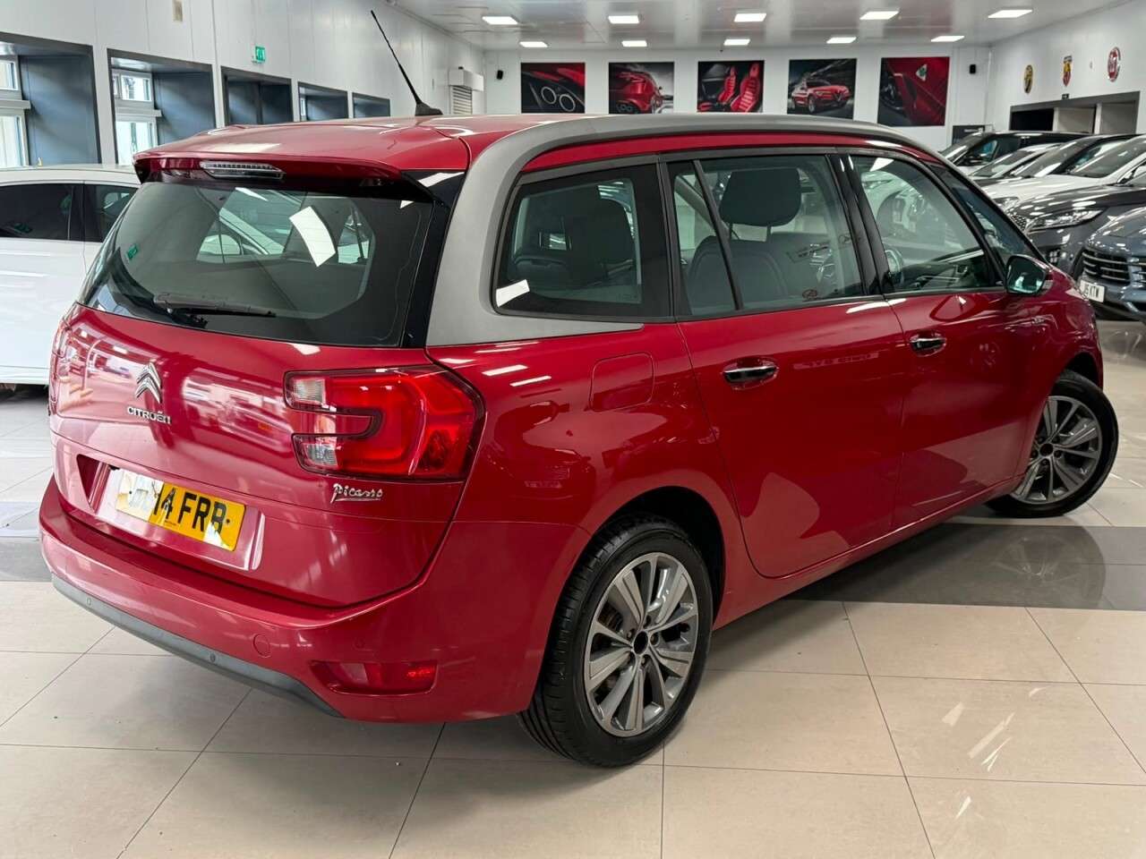 A 2014 CITROEN GRAND C4 PICASSO 1.6 e-HDi Airdream Exclusive MPV 5dr Diesel Manual Euro 5 (s/s) (115 ps) ST A 2014 CITROEN GRAND C4 PICASSO 1.6 e-HDi Airdream Exclusive MPV 5dr Diesel Manual Euro 5 (s/s) (115 ps) ST