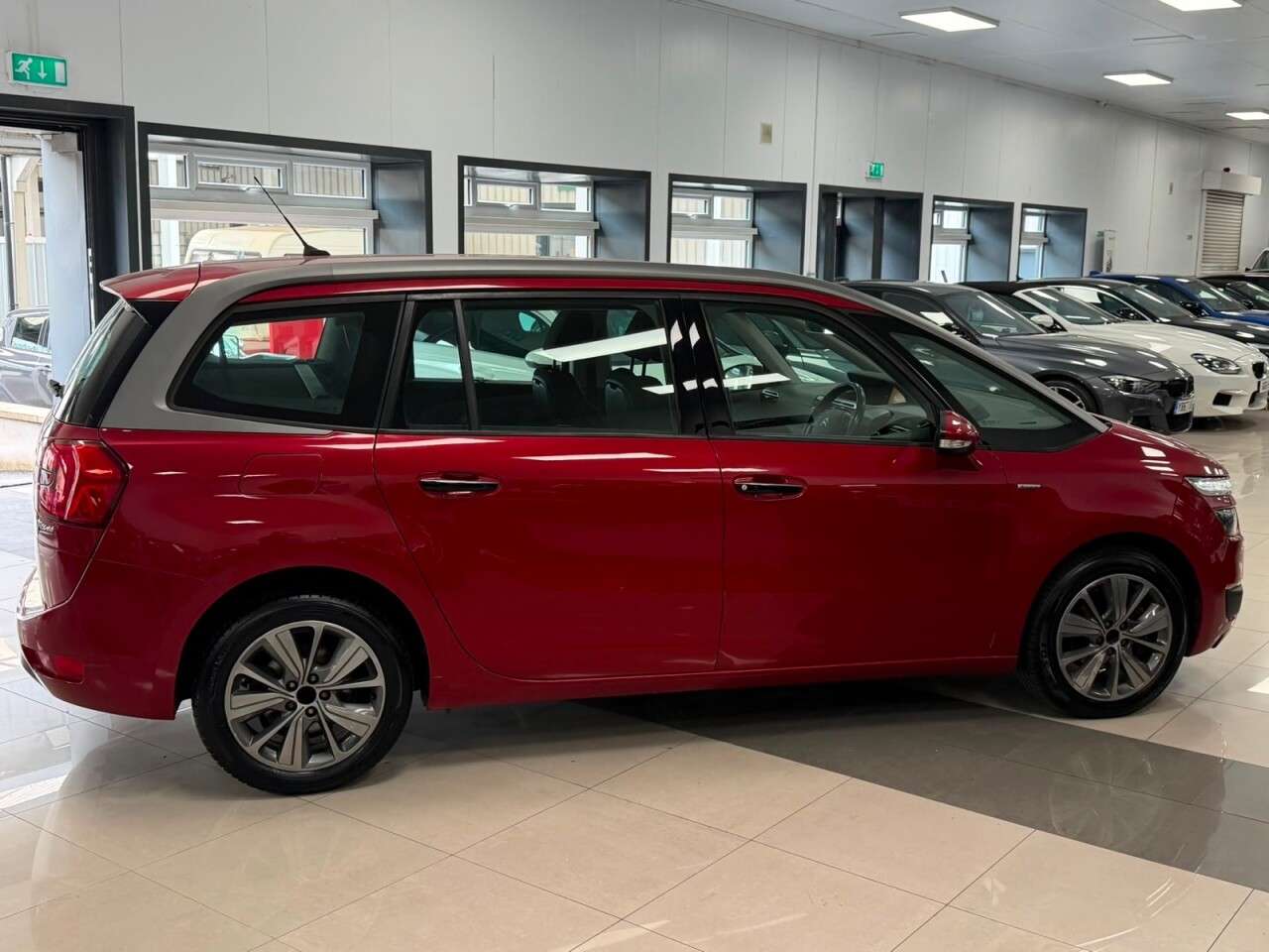 A 2014 CITROEN GRAND C4 PICASSO 1.6 e-HDi Airdream Exclusive MPV 5dr Diesel Manual Euro 5 (s/s) (115 ps) ST A 2014 CITROEN GRAND C4 PICASSO 1.6 e-HDi Airdream Exclusive MPV 5dr Diesel Manual Euro 5 (s/s) (115 ps) ST
