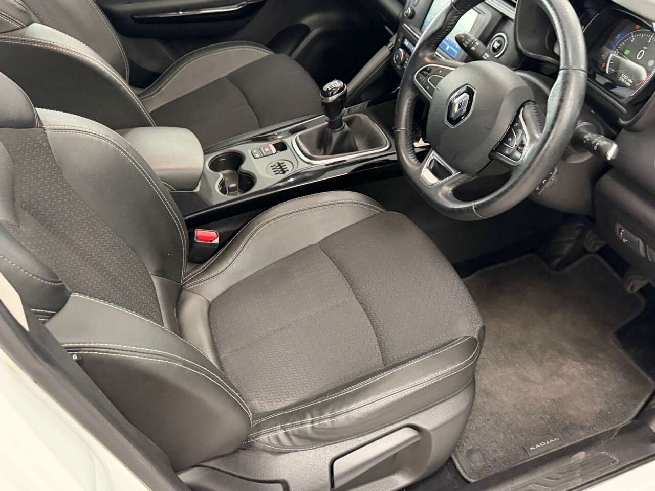 2016 RENAULT KADJAR 2016 RENAULT KADJAR