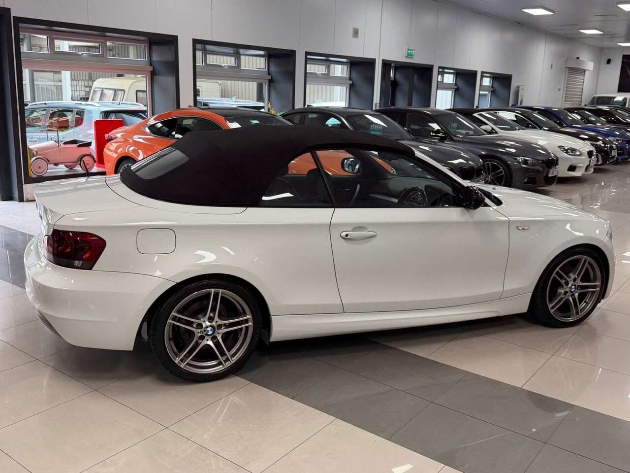 2012 BMW 1 SERIES 2012 BMW 1 SERIES