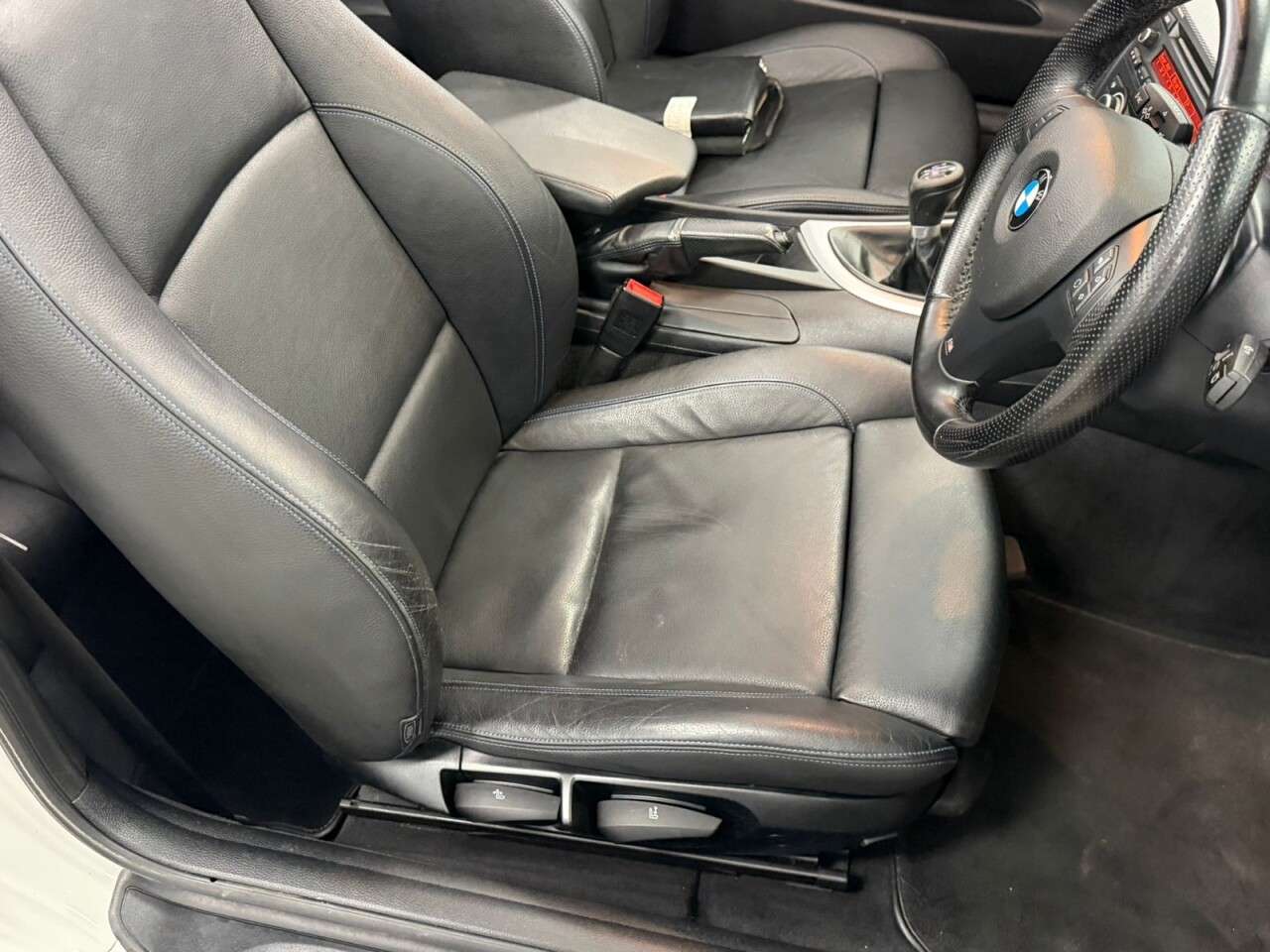2012 BMW 1 SERIES 2012 BMW 1 SERIES