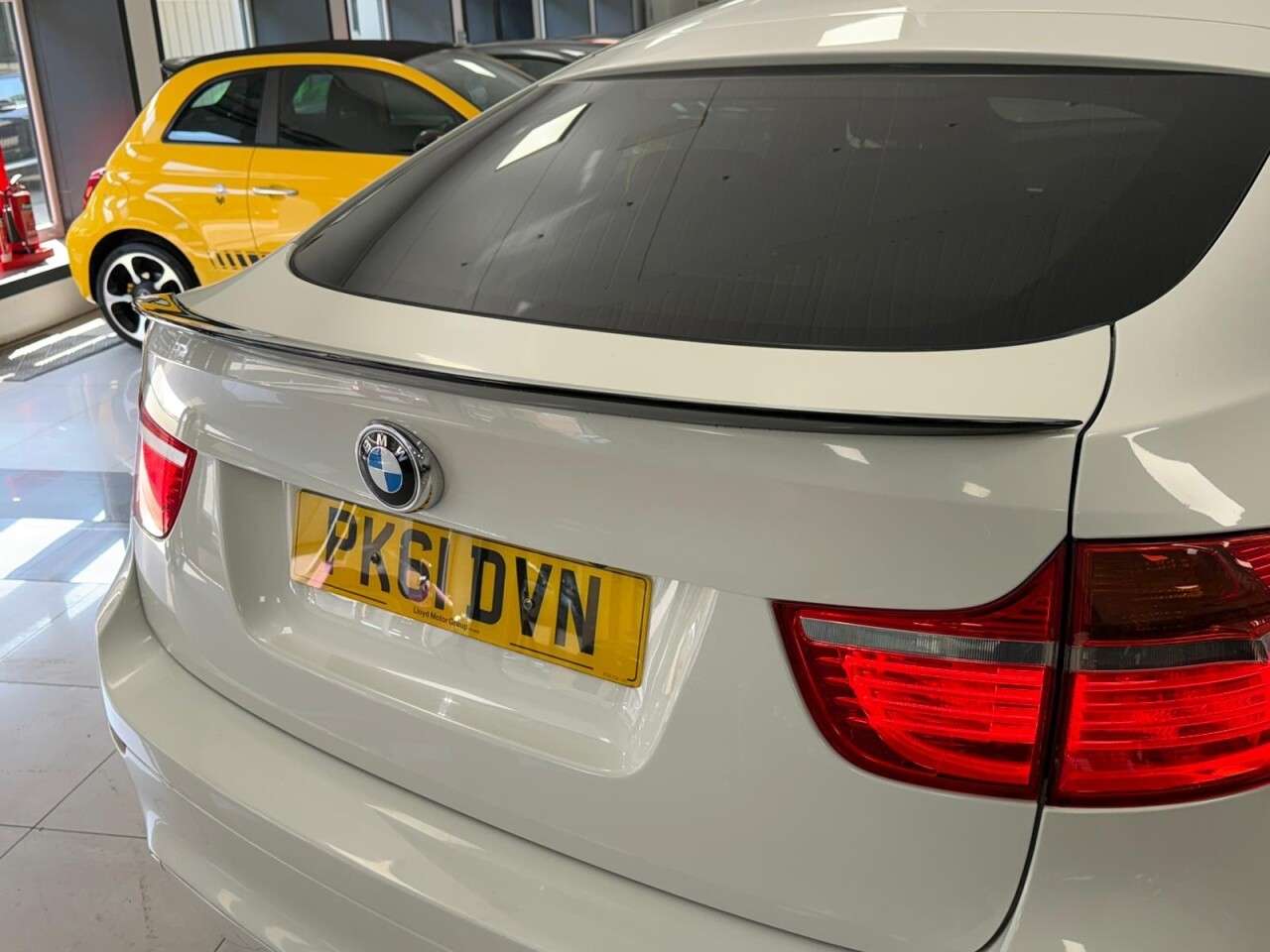 2011 BMW X6 2011 BMW X6
