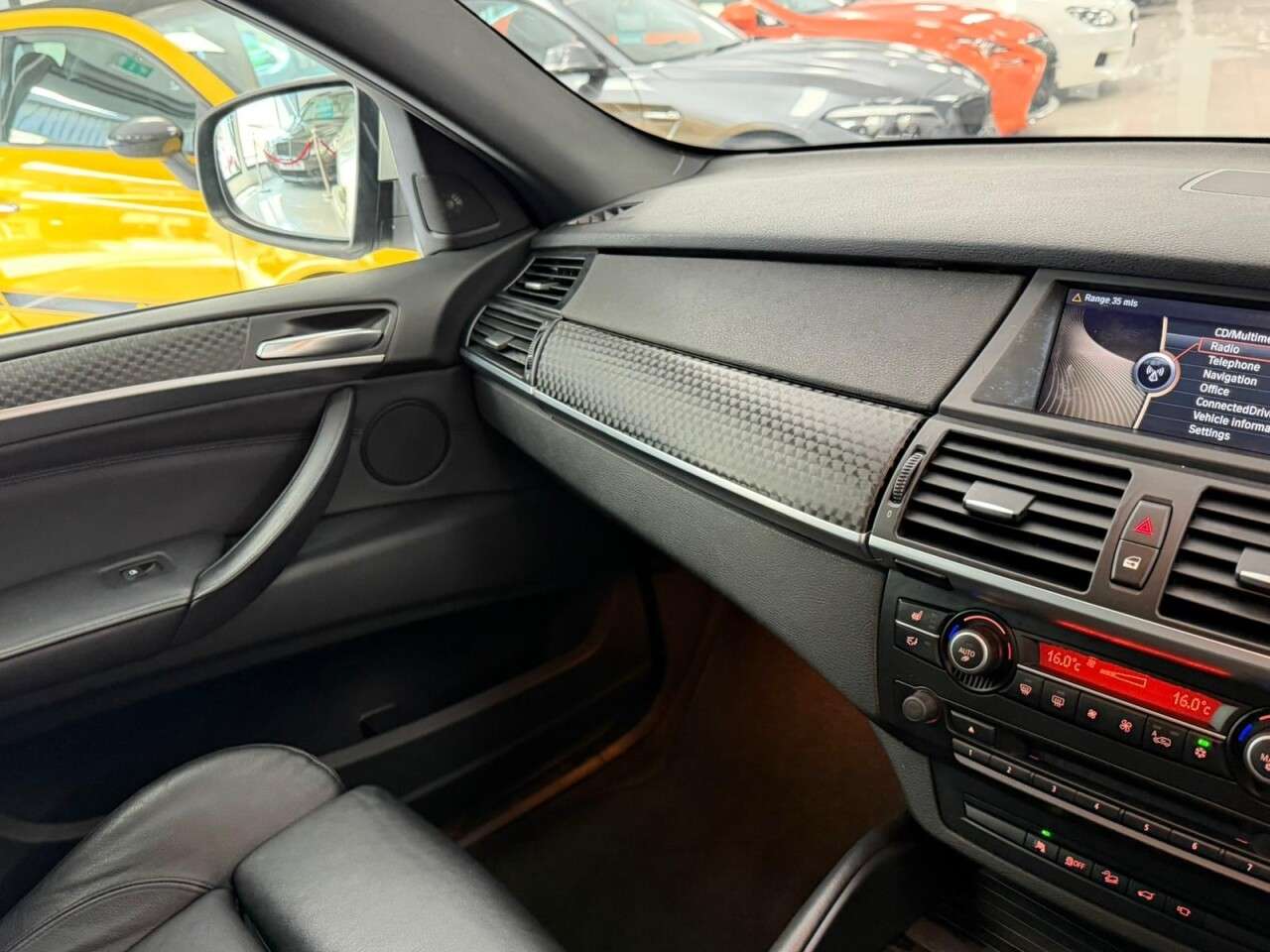 2011 BMW X6 2011 BMW X6