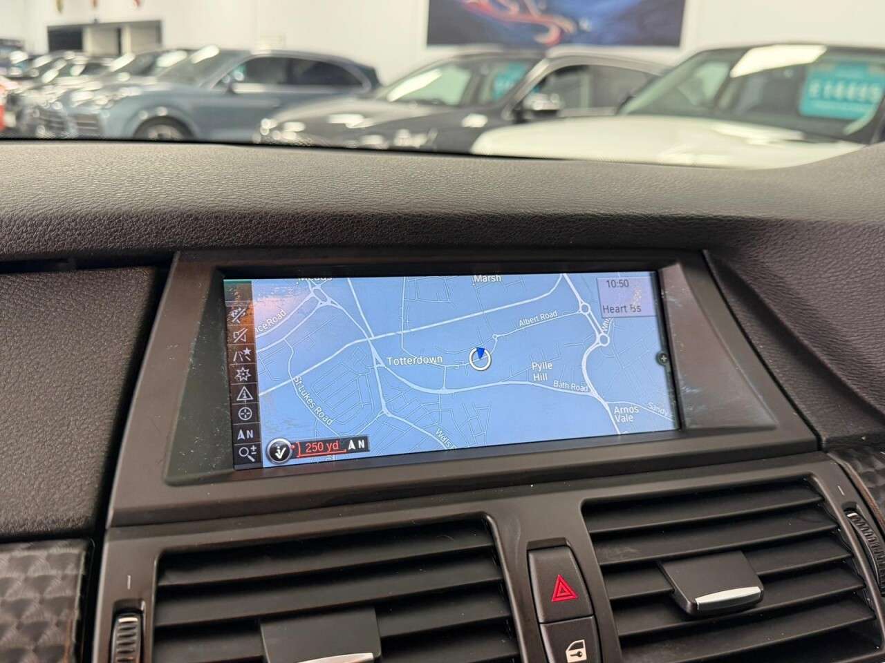2011 BMW X6 2011 BMW X6