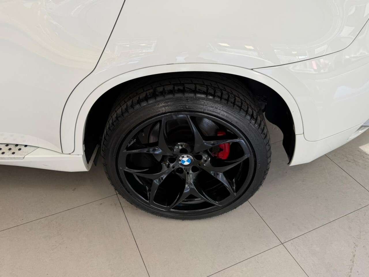 2011 BMW X6 2011 BMW X6