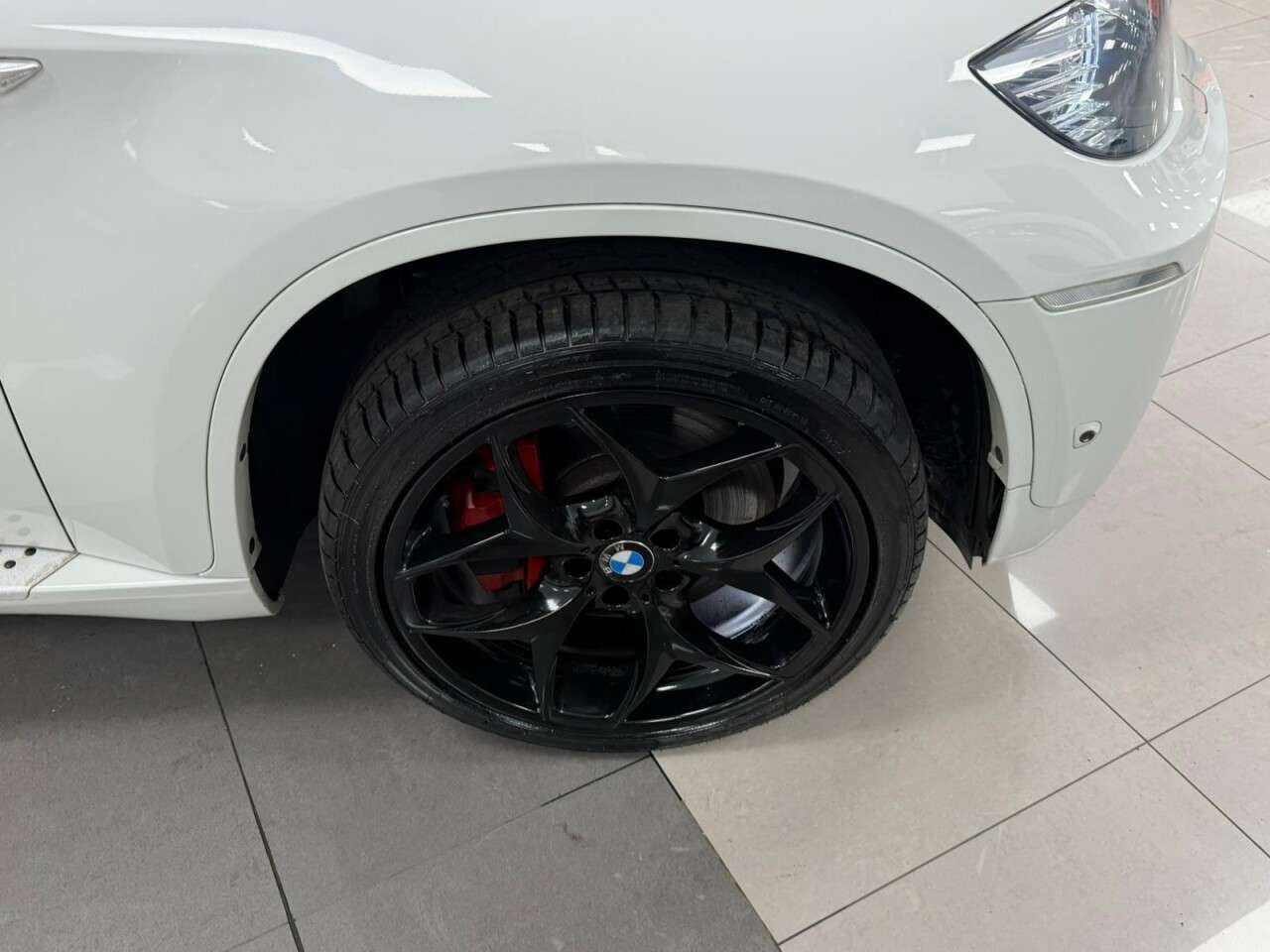 2011 BMW X6 2011 BMW X6
