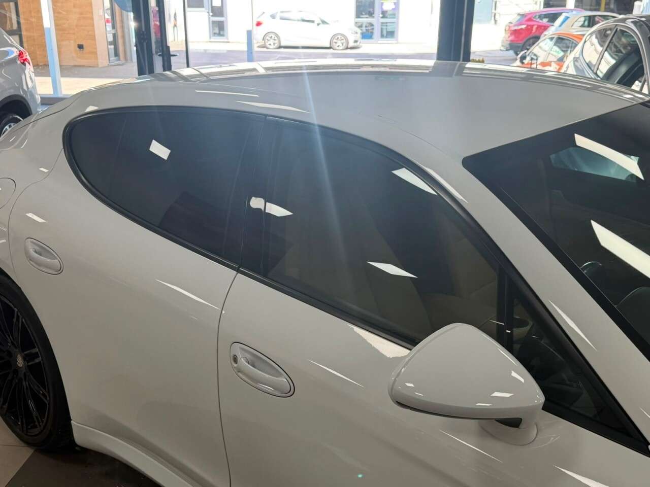A 2014 PORSCHE PANAMERA 3.0D V6 Hatchback 5dr Diesel TiptronicS Euro 5 (s/s) (300 ps) HUGE SPEC A 2014 PORSCHE PANAMERA 3.0D V6 Hatchback 5dr Diesel TiptronicS Euro 5 (s/s) (300 ps) HUGE SPEC