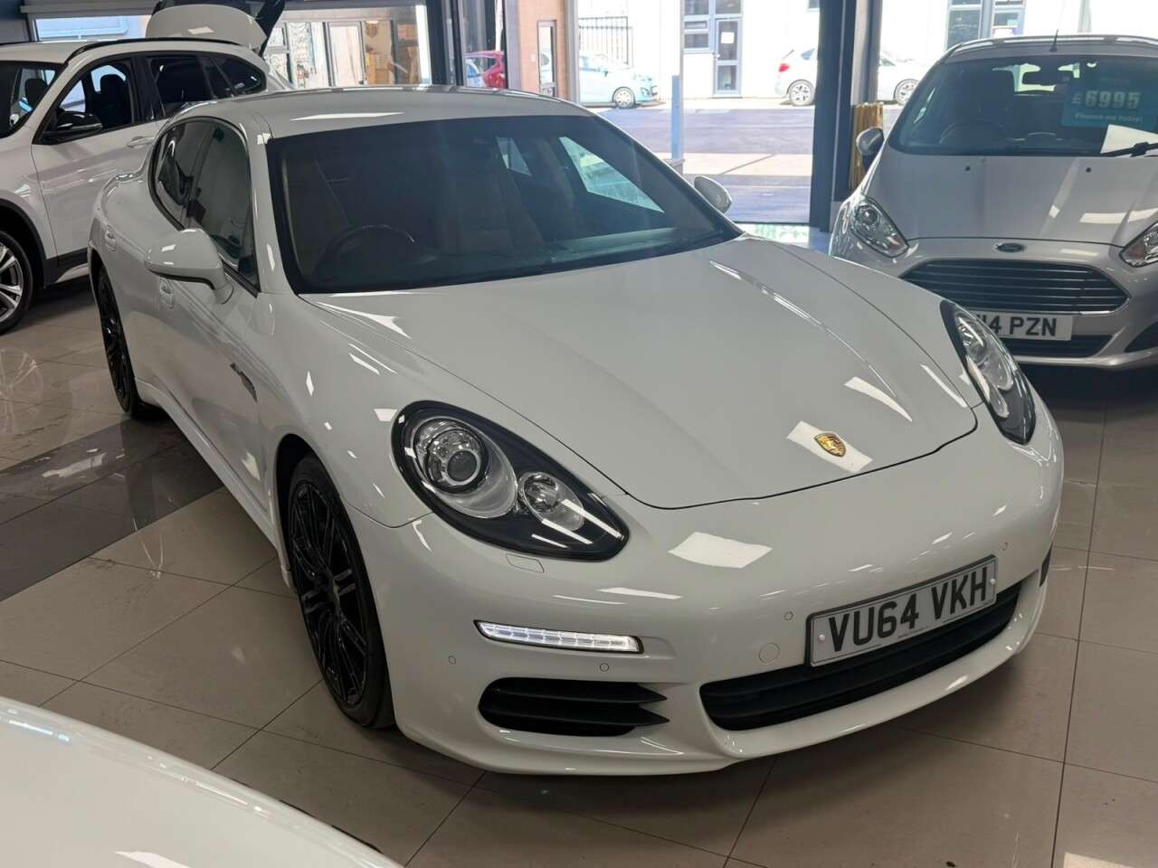 2014 PORSCHE PANAMERA 2014 PORSCHE PANAMERA