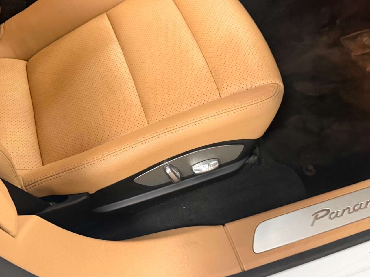 2014 PORSCHE PANAMERA 2014 PORSCHE PANAMERA