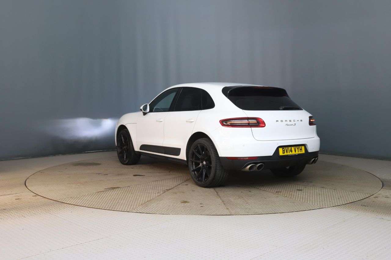 2014 PORSCHE MACAN 2014 PORSCHE MACAN