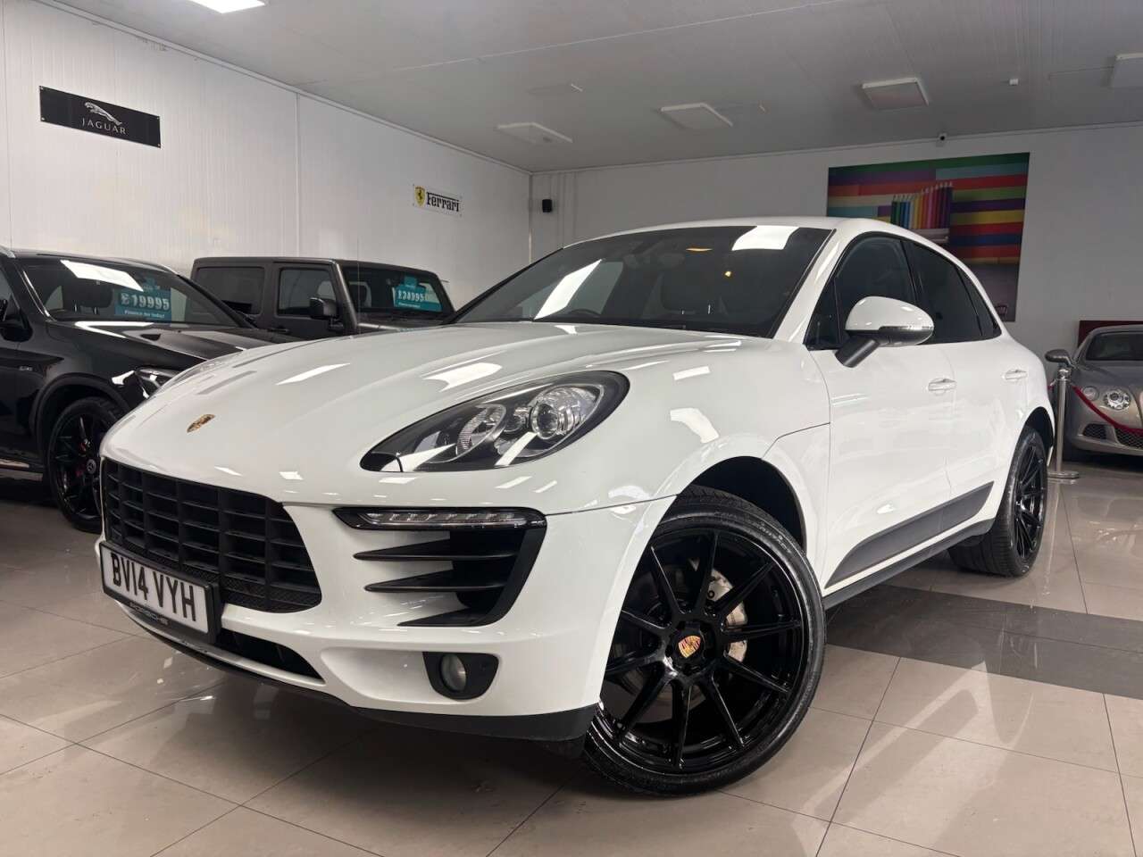 A 2014 PORSCHE MACAN 3.0 TD V6 S SUV 5dr Diesel PDK 4WD Euro 6 (s/s) (258 ps) STUNNING WHITE POR A 2014 PORSCHE MACAN 3.0 TD V6 S SUV 5dr Diesel PDK 4WD Euro 6 (s/s) (258 ps) STUNNING WHITE POR