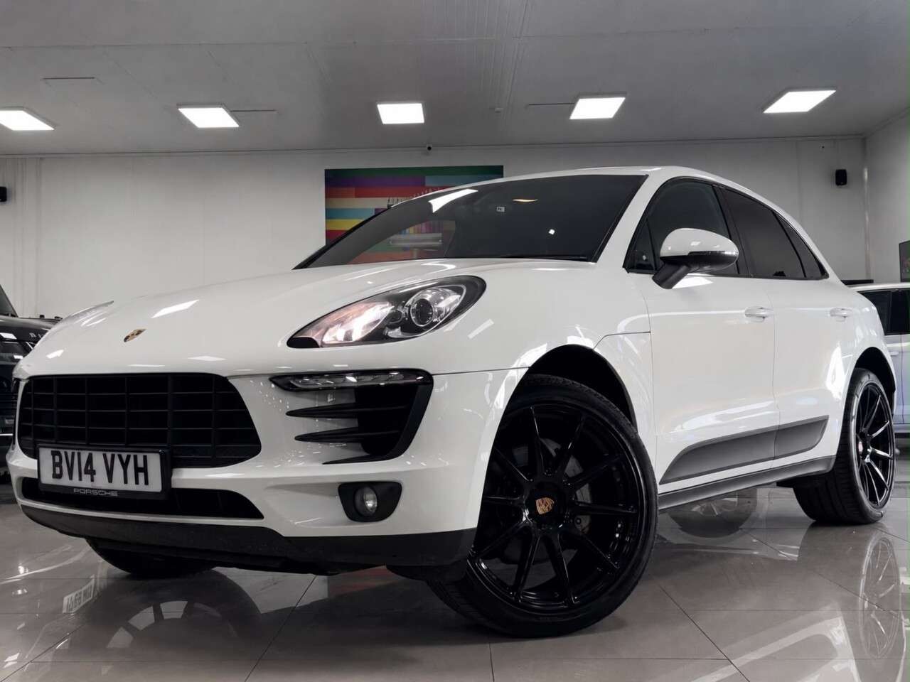 A 2014 PORSCHE MACAN 3.0 TD V6 S SUV 5dr Diesel PDK 4WD Euro 6 (s/s) (258 ps) STUNNING WHITE POR A 2014 PORSCHE MACAN 3.0 TD V6 S SUV 5dr Diesel PDK 4WD Euro 6 (s/s) (258 ps) STUNNING WHITE POR