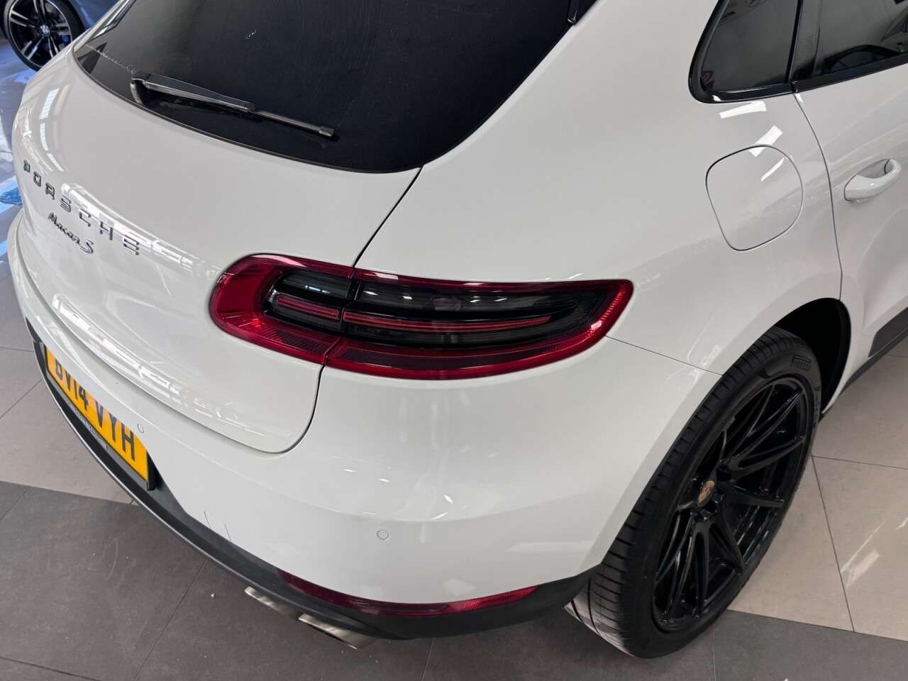 2014 PORSCHE MACAN 2014 PORSCHE MACAN