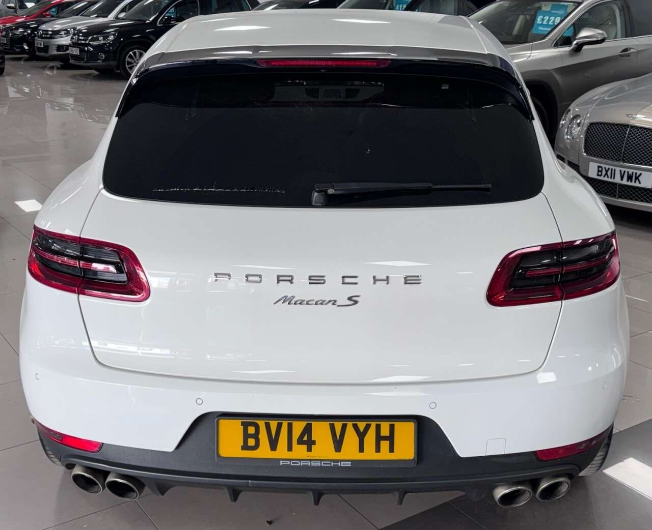 2014 PORSCHE MACAN 2014 PORSCHE MACAN
