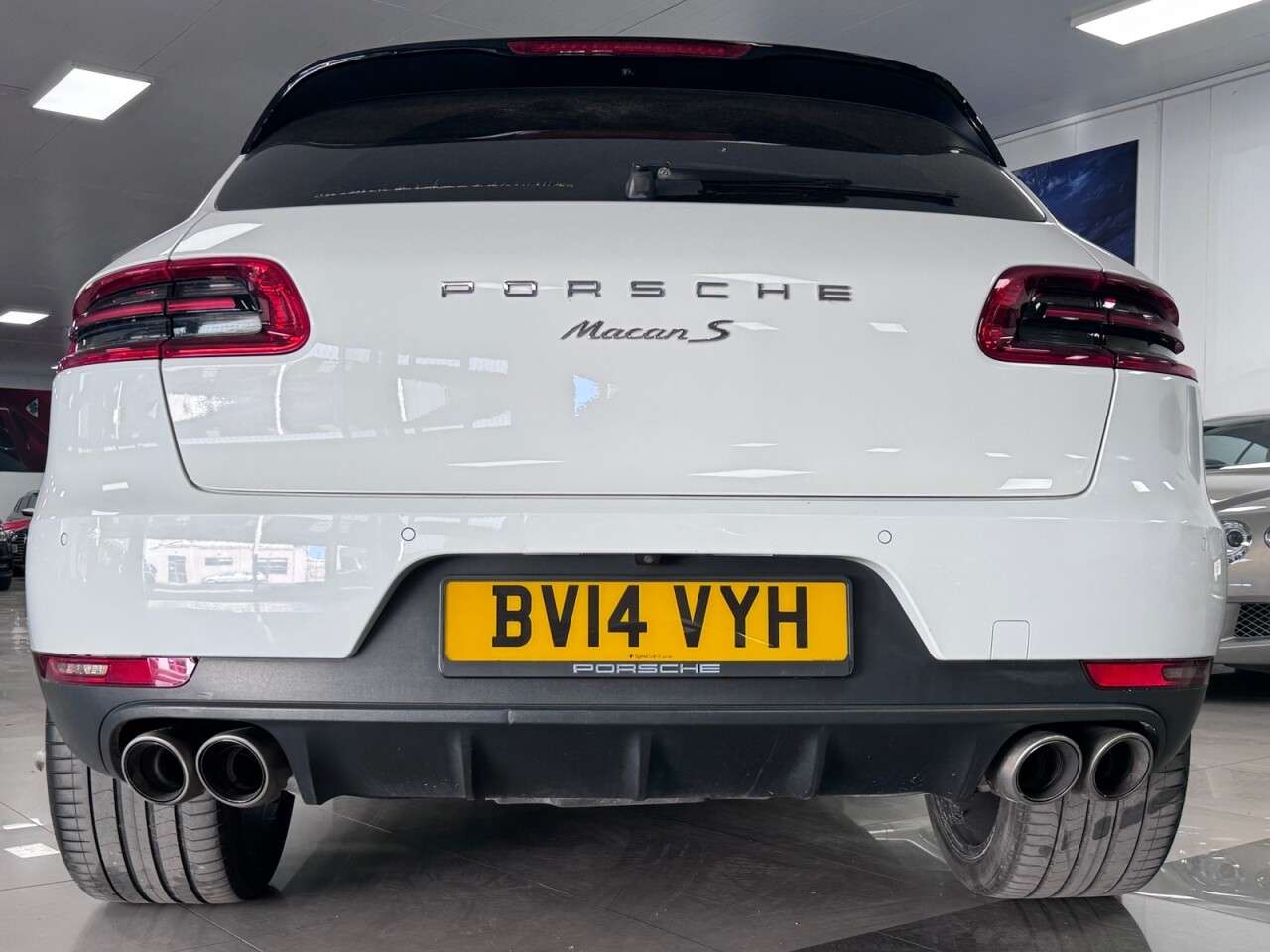 2014 PORSCHE MACAN 2014 PORSCHE MACAN