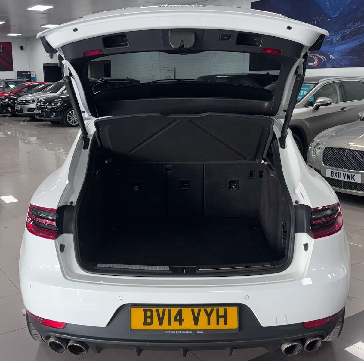 2014 PORSCHE MACAN 2014 PORSCHE MACAN