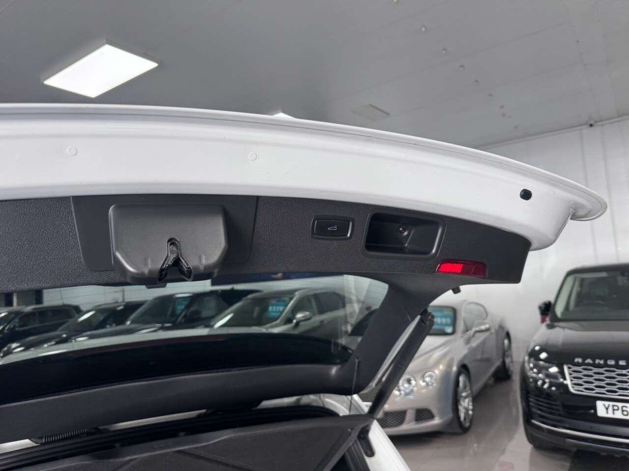 2014 PORSCHE MACAN 2014 PORSCHE MACAN