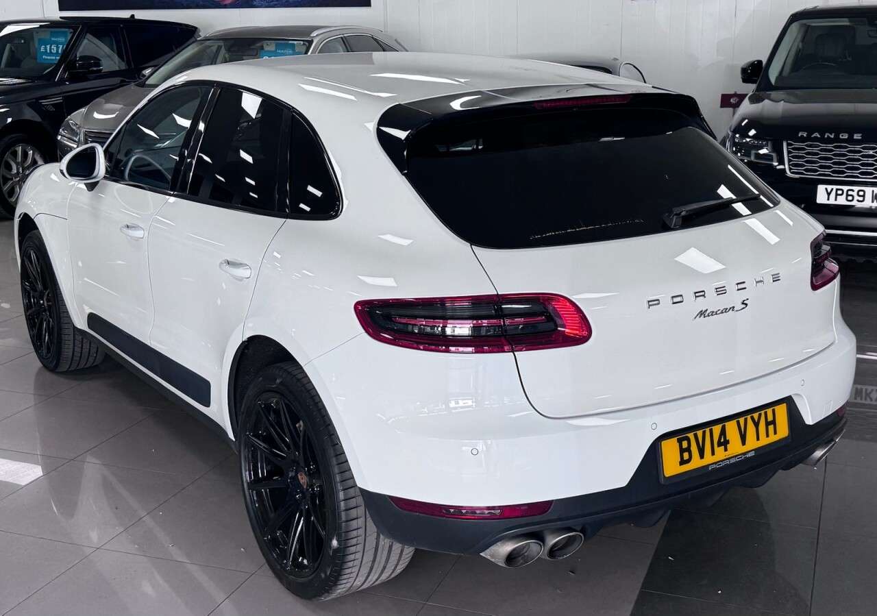2014 PORSCHE MACAN 2014 PORSCHE MACAN