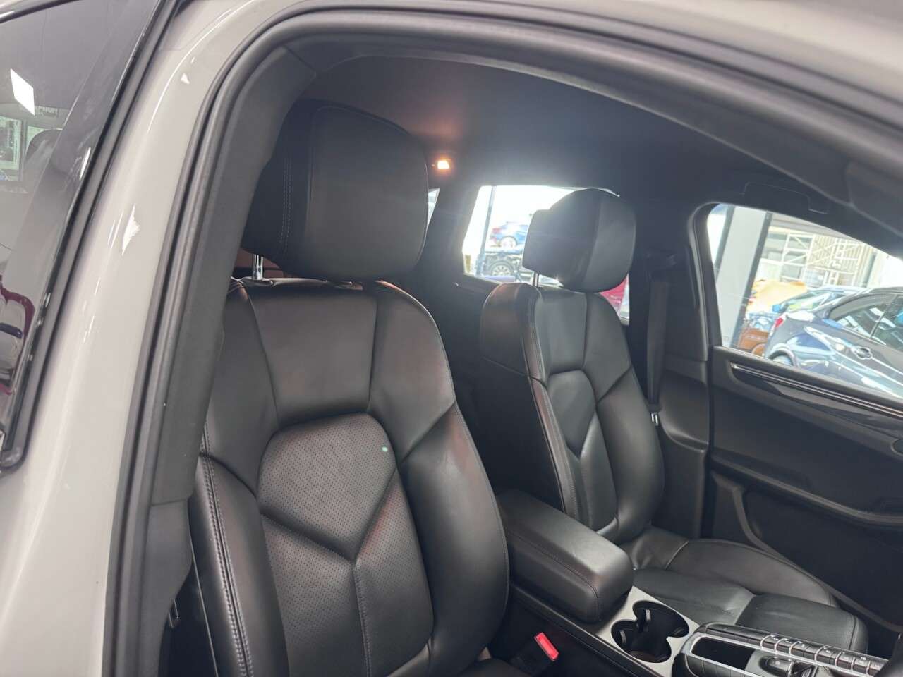 2014 PORSCHE MACAN 2014 PORSCHE MACAN