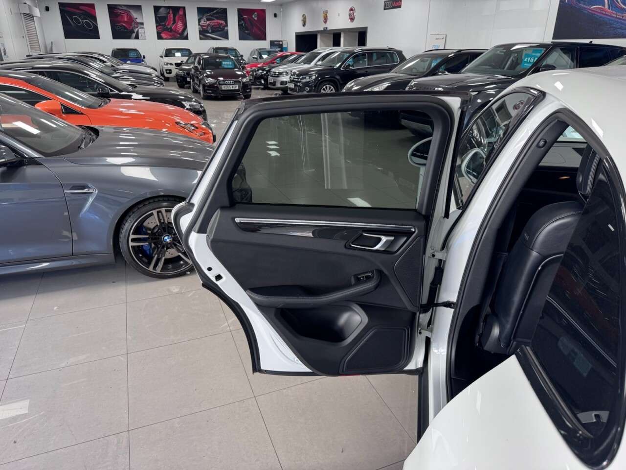 2014 PORSCHE MACAN 2014 PORSCHE MACAN