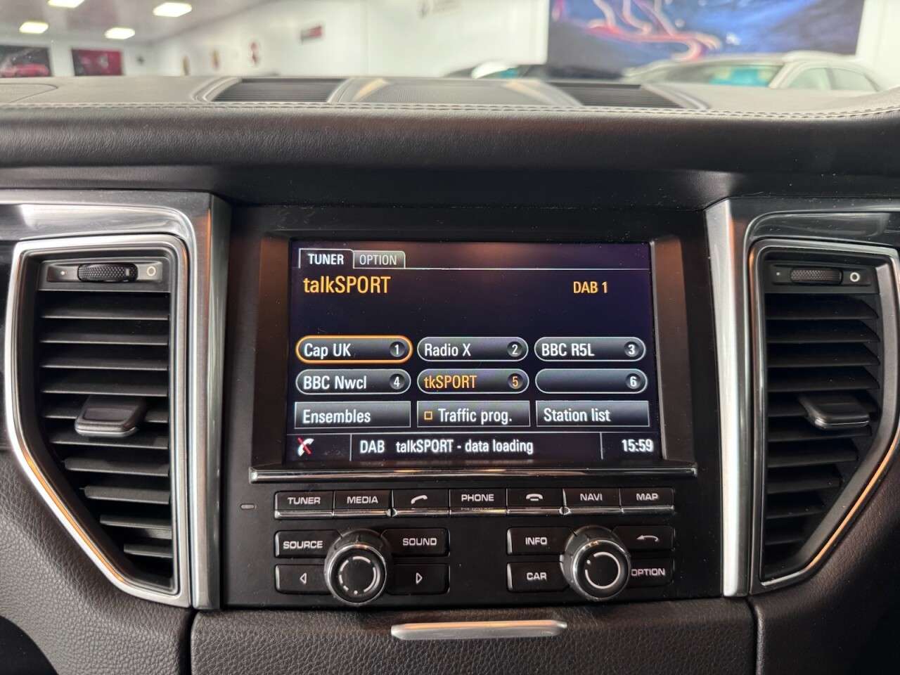 2014 PORSCHE MACAN 2014 PORSCHE MACAN