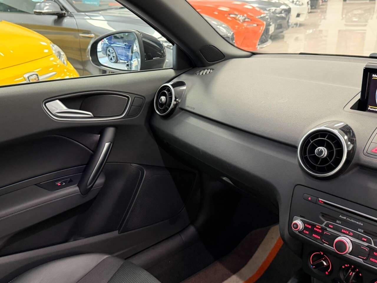 2016 AUDI A1 2016 AUDI A1