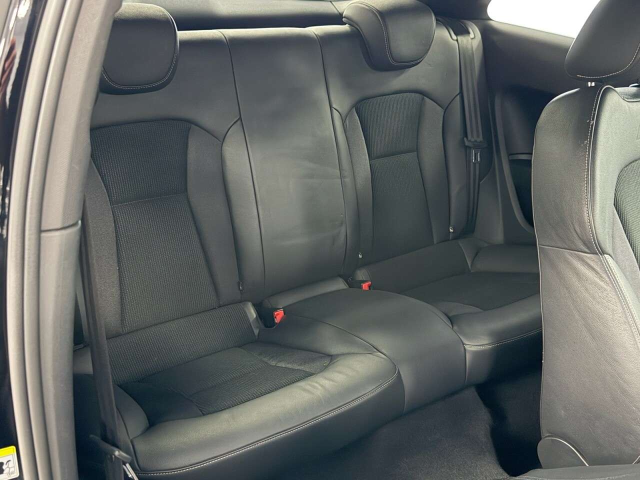 2016 AUDI A1 2016 AUDI A1