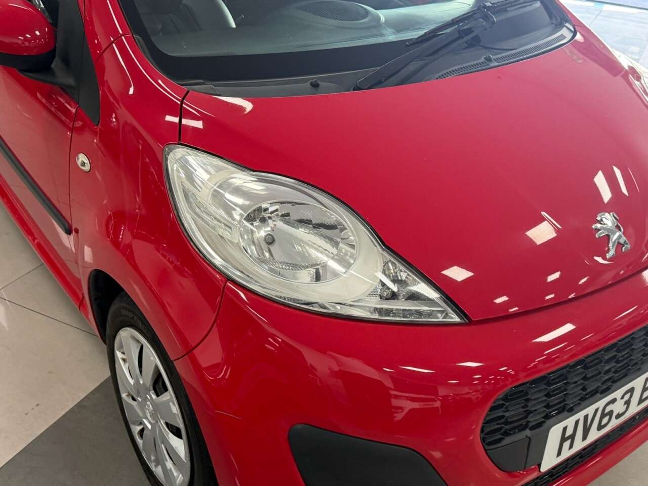 2013 PEUGEOT 107 2013 PEUGEOT 107