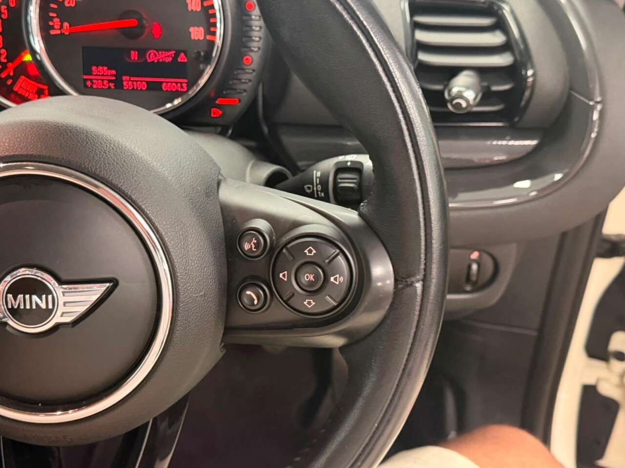 2015 MINI CLUBMAN 2015 MINI CLUBMAN