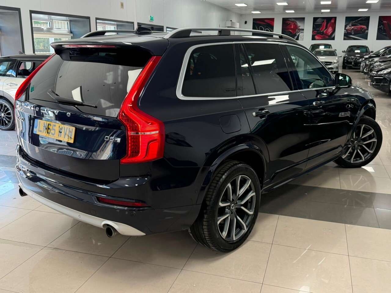 A 2015 VOLVO XC90 2.0 D5 Momentum SUV 5dr Diesel Geartronic 4WD Euro 6 (s/s) (225 ps) GREAT H A 2015 VOLVO XC90 2.0 D5 Momentum SUV 5dr Diesel Geartronic 4WD Euro 6 (s/s) (225 ps) GREAT H