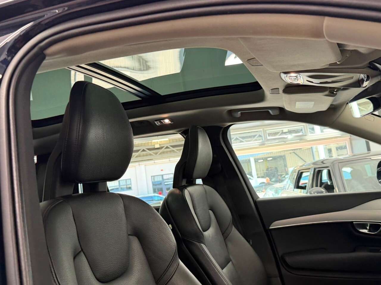 2015 VOLVO XC90 2015 VOLVO XC90