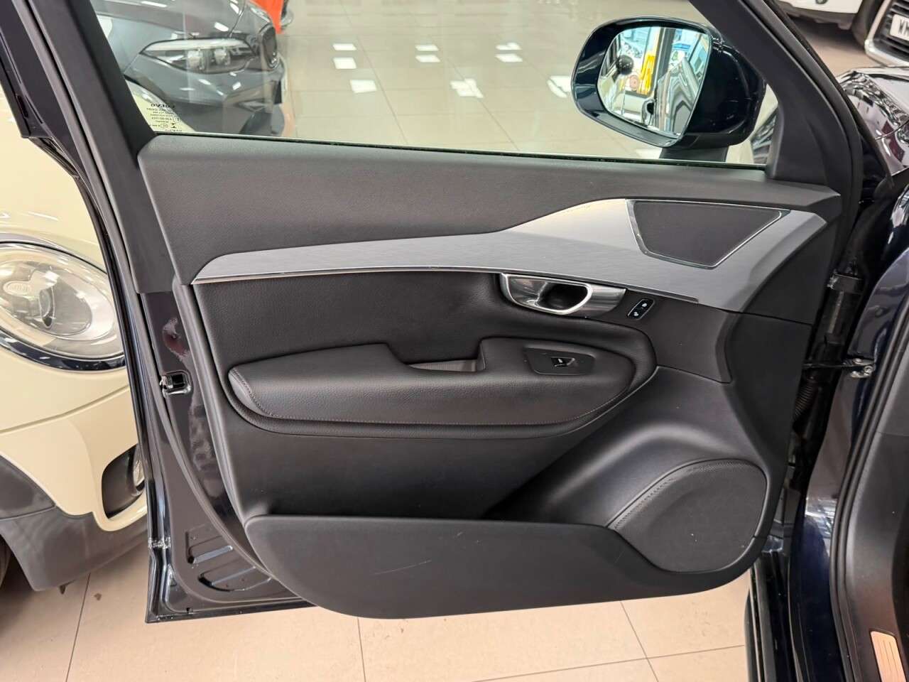 2015 VOLVO XC90 2015 VOLVO XC90