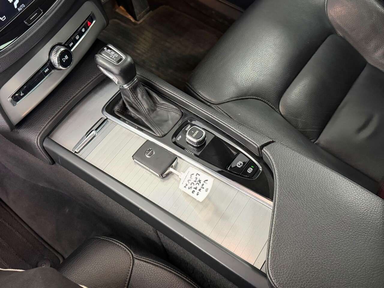 2015 VOLVO XC90 2015 VOLVO XC90