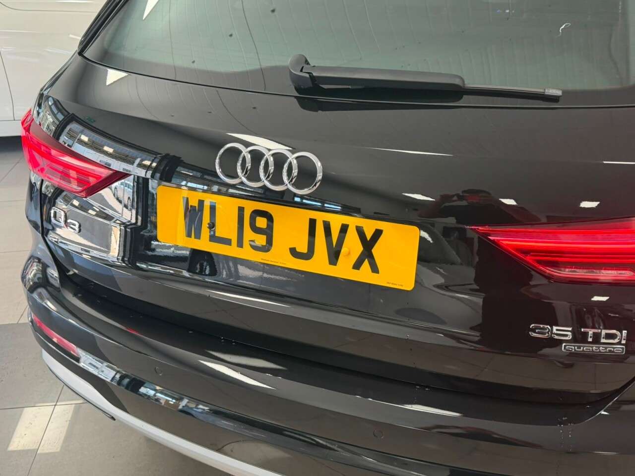 2019 AUDI Q3 2019 AUDI Q3