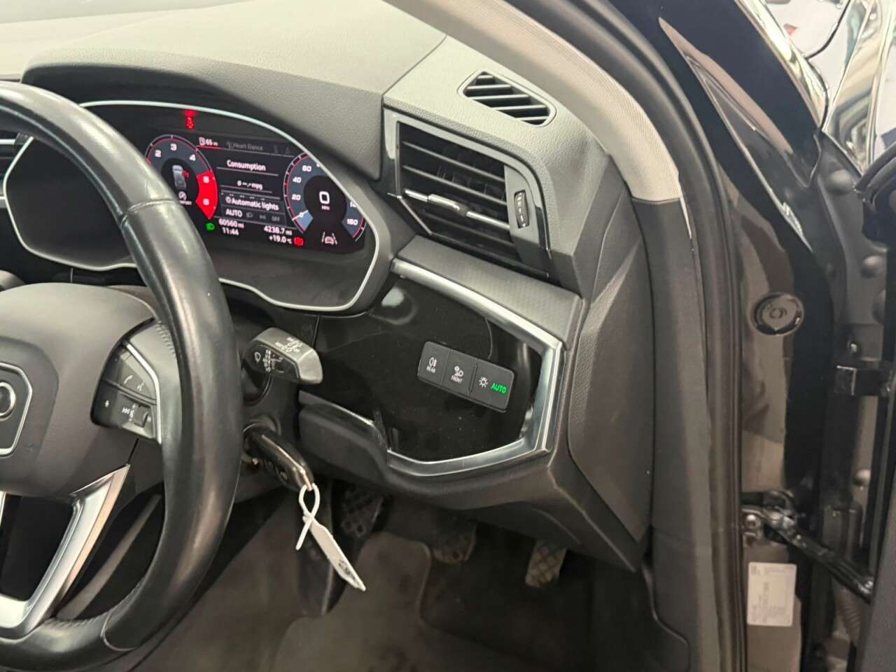 2019 AUDI Q3 2019 AUDI Q3
