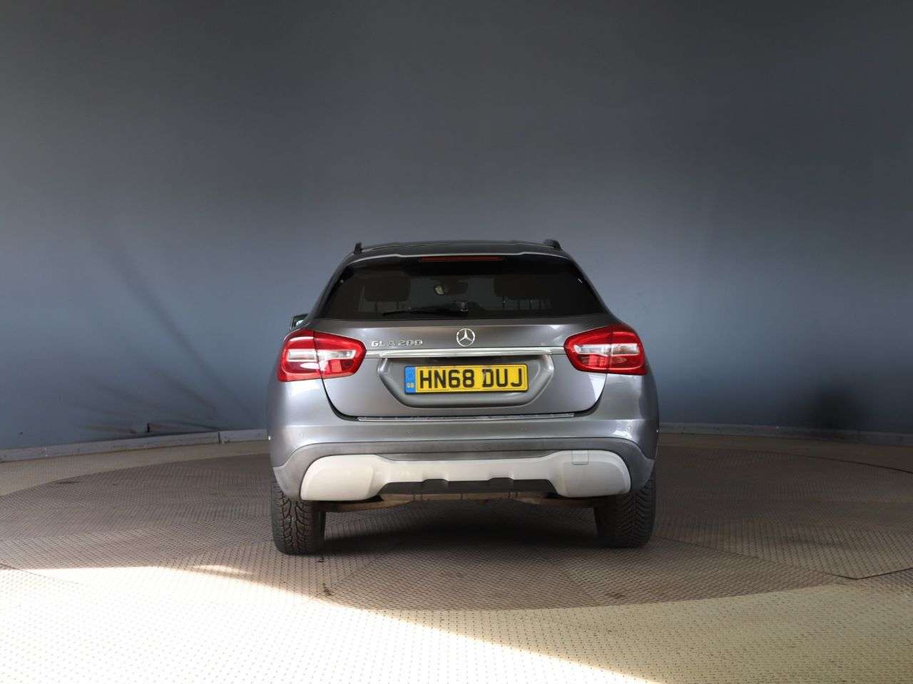 A 2018 MERCEDES-BENZ GLA 1.6 GLA200 SE (Executive) SUV 5dr Petrol Manual Euro 6 (s/s) (156 ps) STUNN A 2018 MERCEDES-BENZ GLA 1.6 GLA200 SE (Executive) SUV 5dr Petrol Manual Euro 6 (s/s) (156 ps) STUNN