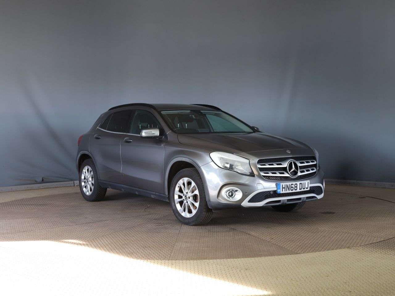 A 2018 MERCEDES-BENZ GLA 1.6 GLA200 SE (Executive) SUV 5dr Petrol Manual Euro 6 (s/s) (156 ps) STUNN A 2018 MERCEDES-BENZ GLA 1.6 GLA200 SE (Executive) SUV 5dr Petrol Manual Euro 6 (s/s) (156 ps) STUNN
