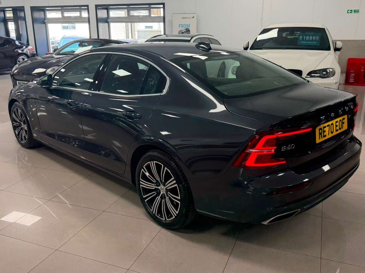 2020 VOLVO S60 2020 VOLVO S60