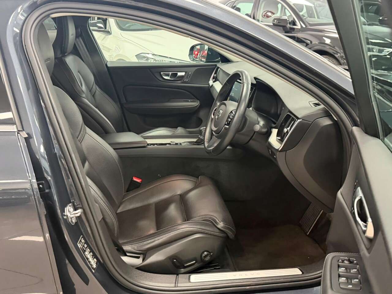 2020 VOLVO S60 2020 VOLVO S60