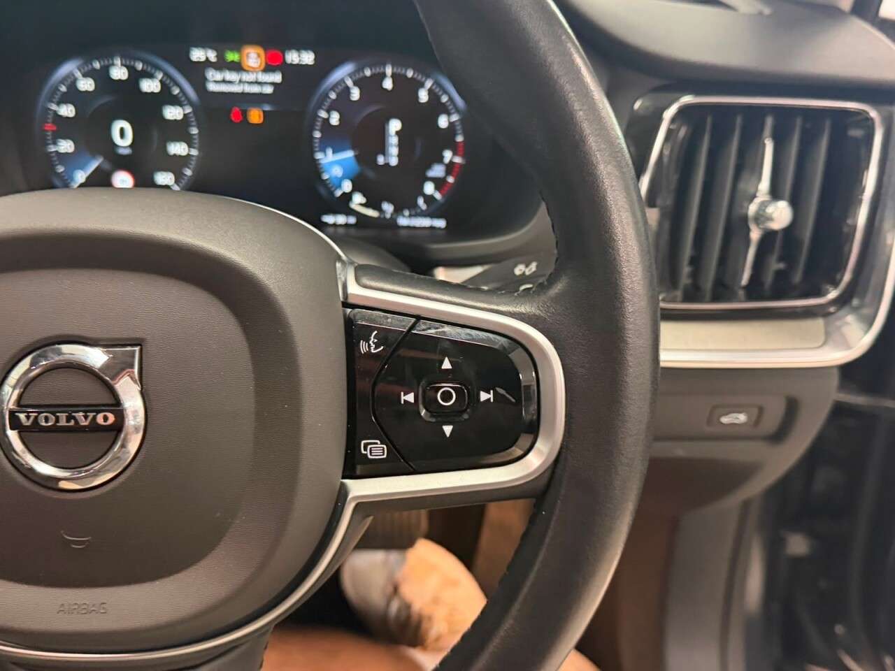 2020 VOLVO S60 2020 VOLVO S60