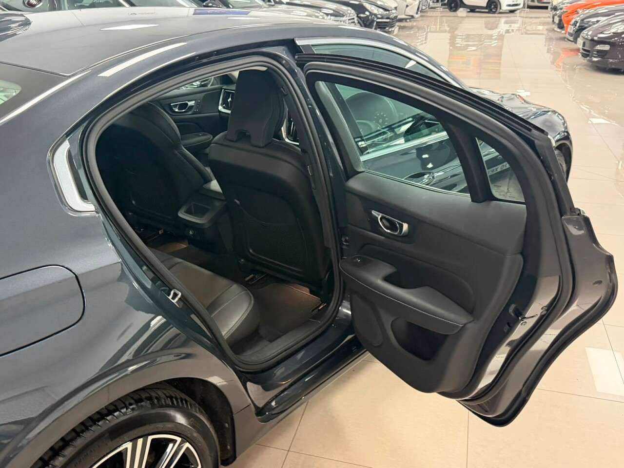 2020 VOLVO S60 2020 VOLVO S60