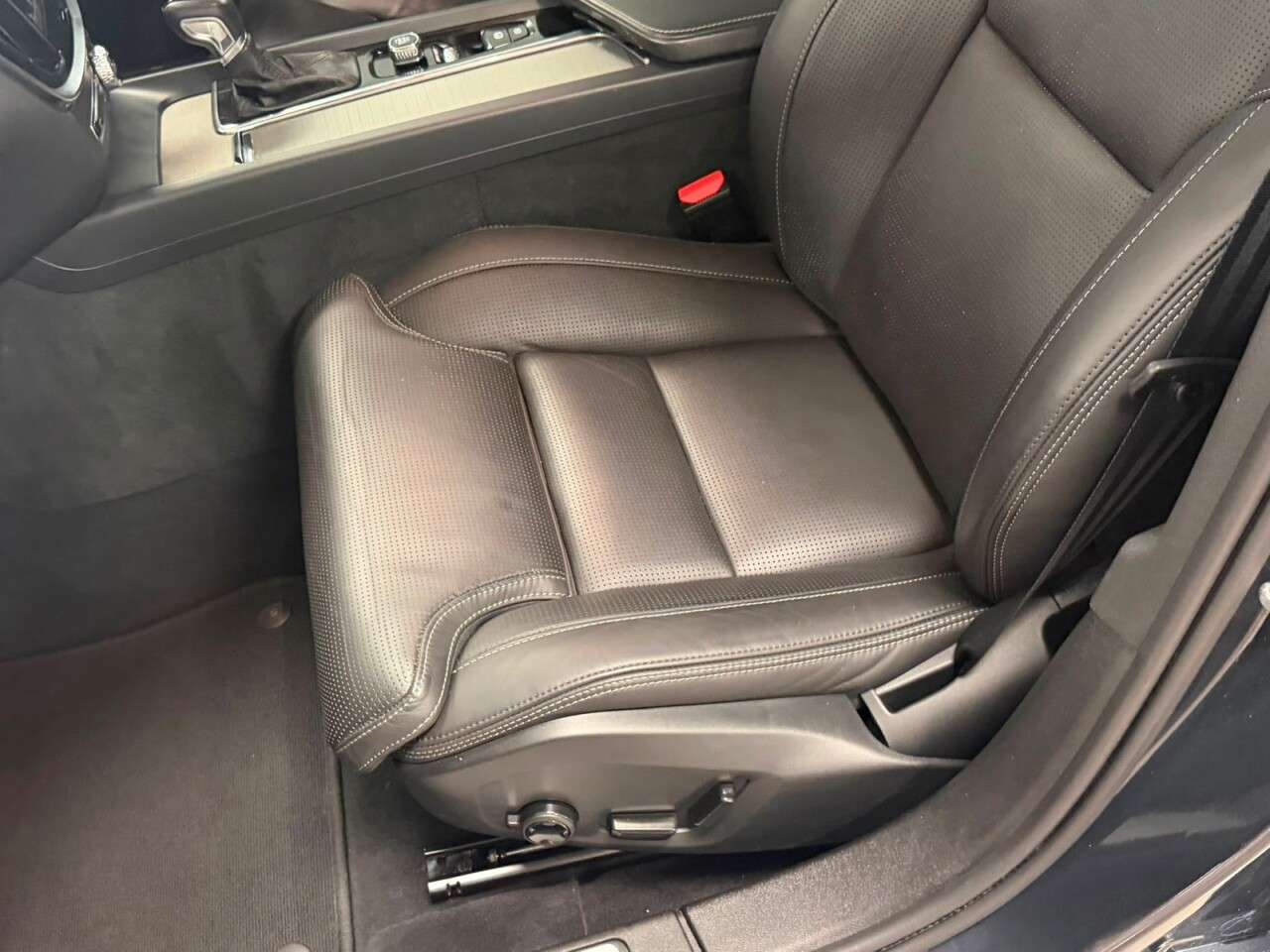 2020 VOLVO S60 2020 VOLVO S60